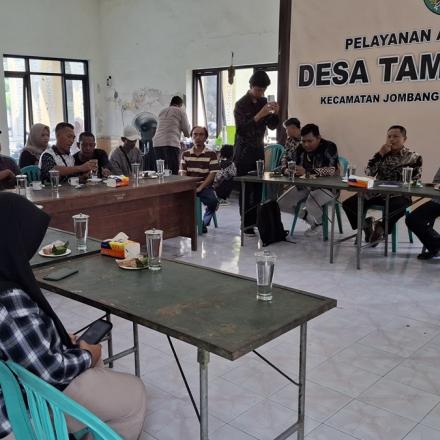 Bumdes Barokah Balongbesuk berkunjung ke Bumdes Berkah Sejahtera Tambakrejo
